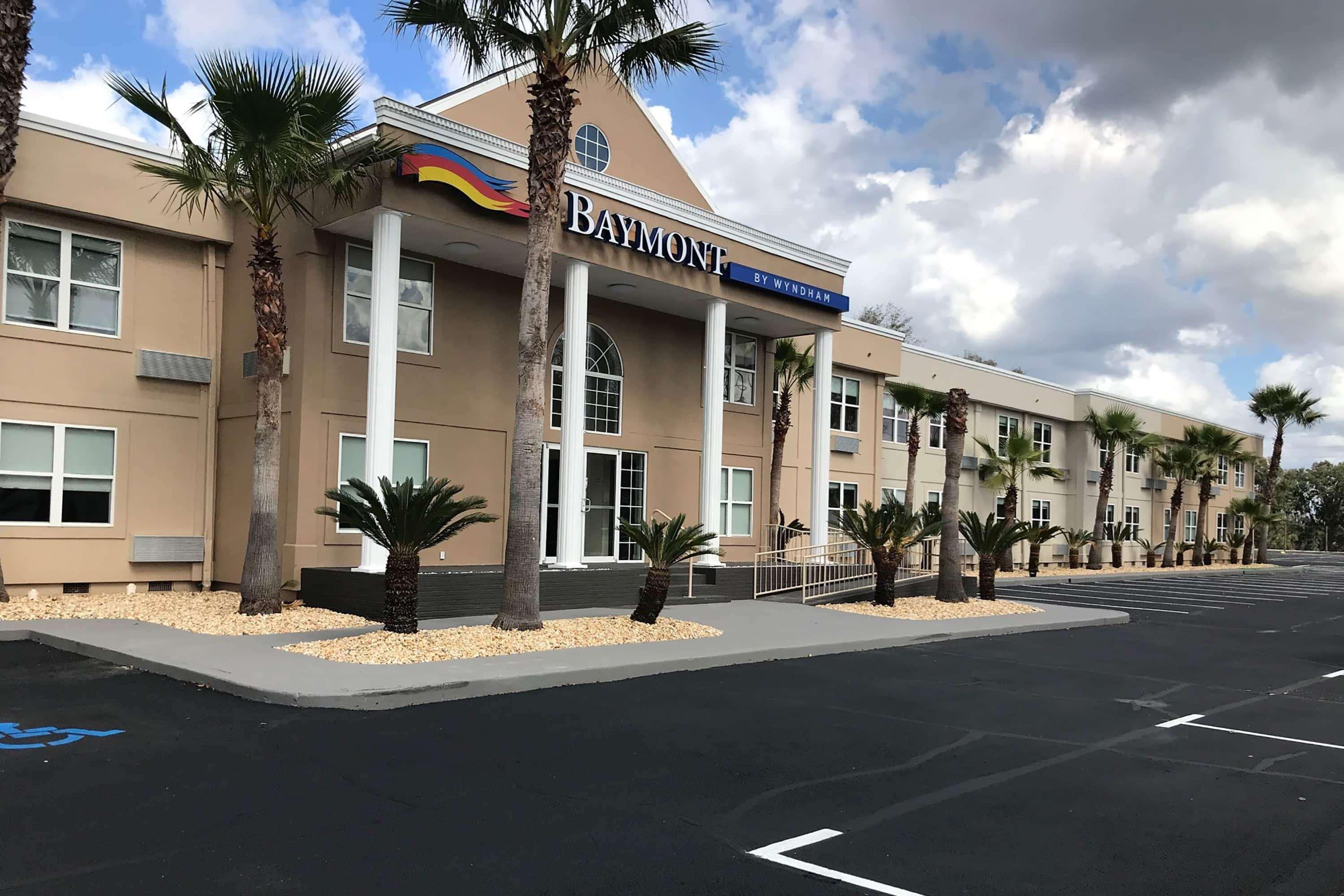 Baymont By Wyndham Lake Park Valdosta I75 Экстерьер фото